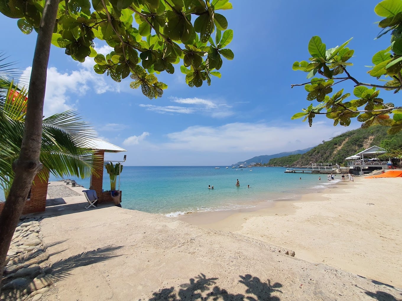 Tour đảo Nha Trang (Bãi Tranh)