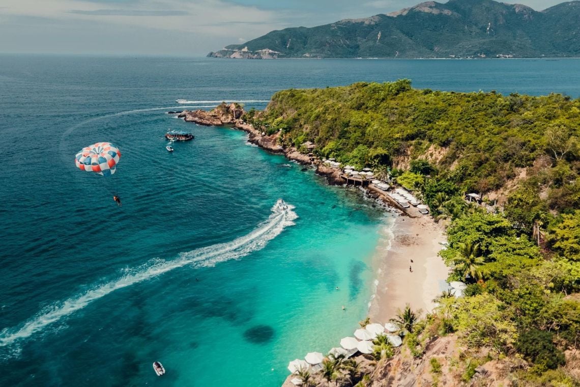 Tận hưởng những khoảnh khắc đáng nhớ trong chuyến tour Bãi Tranh Nha Trang
