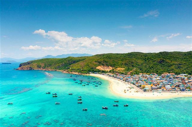 Quy Nhơn: Một bức tranh đa sắc về văn hóa, cảnh vật và ẩm thực