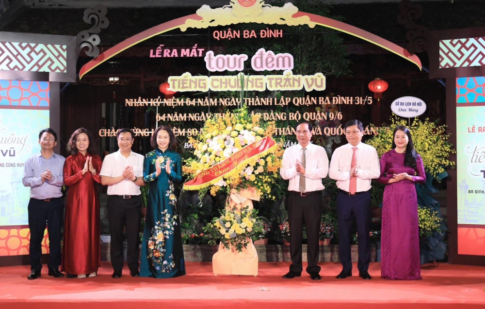 TOUR ĐÊM “TIẾNG CHUÔNG TRẤN VŨ”