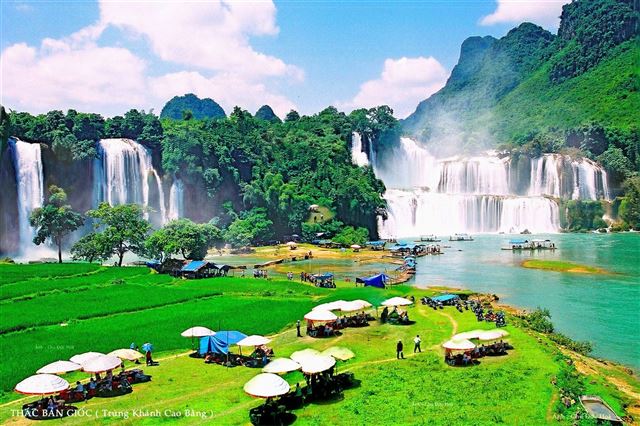 TOUR DU LỊCH TÂY BẮC: BẢN GIỐC - HỒ BA BỂ 3N2Đ