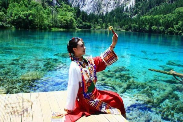 TOUR DỊP LỄ 2/9: KHÁM PHÁ THIÊN ĐƯỜNG HẠ GIỚI: THÀNH ĐÔ – CỬU TRẠI CÂU – ĐÔ GIANG YẾN – NGA MI SƠN - LẠC SƠN ĐẠI PHẬT 