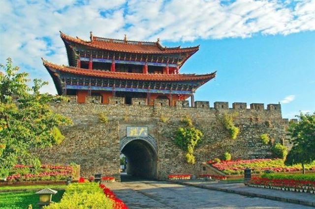 Tour dịp lễ 30/4  Hà Nội – Đại Lý – Lệ Giang – Shangrila 6 Ngày Bay Bamboo Airways