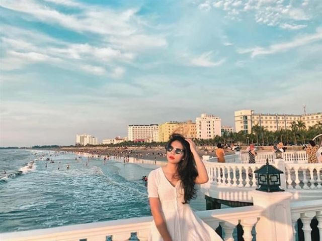 DU LỊCH BIỂN HẢI TIẾN HÈ