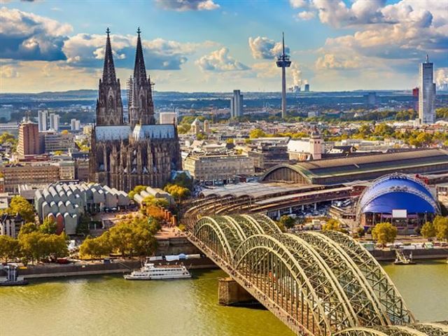 KHÁM PHÁ ĐÔNG ÂU VIỆT NAM - HUNGARY – ÁO – SLOVAKIA – SÉC – ĐỨC - VIỆT NAM