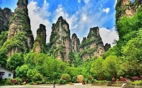 TOUR LỄ 2/9: TRƯƠNG GIA GIỚI – MIÊU TRẠI – PHƯỢNG HOÀNG CỔ TRẤN – THIÊN MÔN SƠN – HỒ BẢO PHONG (6 NGÀY 5 ĐÊM)