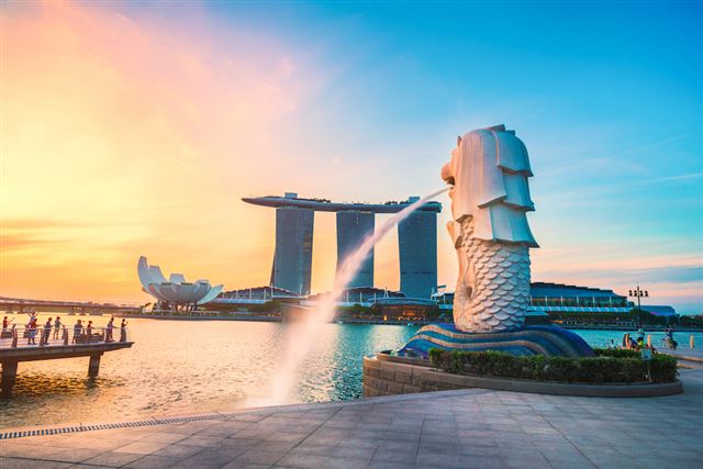 DU LỊCH SINGAPORE: GARDEN BY THE BAY – FLORAL FANTASY – TẮM BIỂN TRÊN ĐẢO SENTOSA - JEWEL (HV)